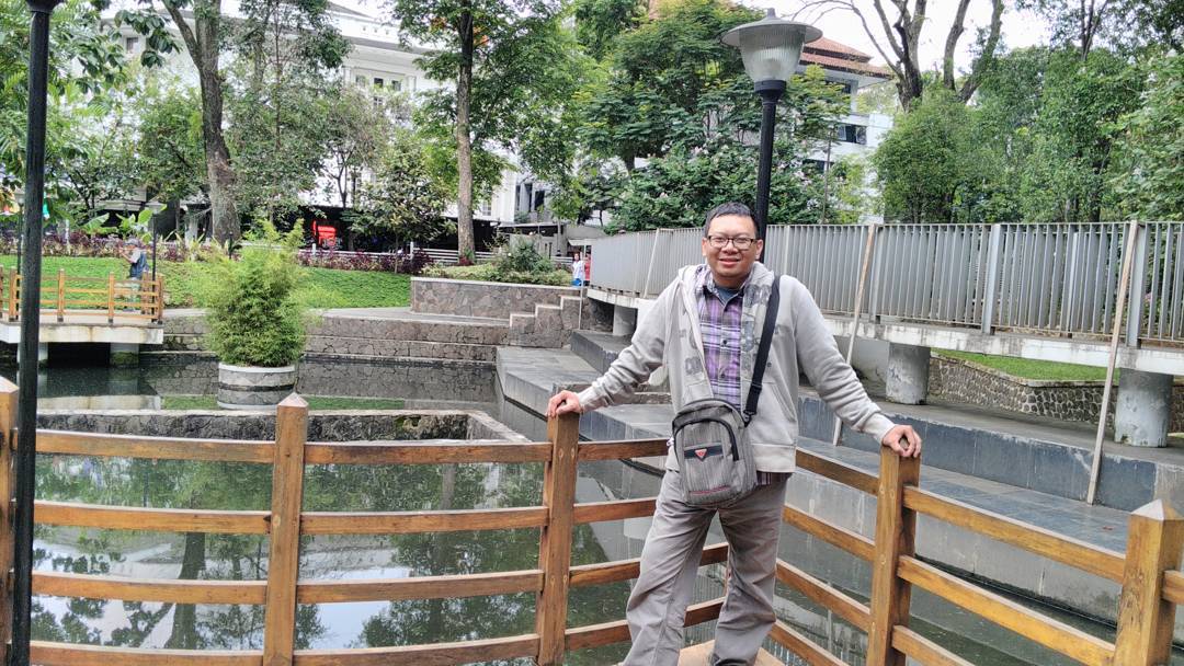 Harga Tiket Masuk, Sekilas Sejarah, Keindahan Taman, Misteri Taman, Fasilitas Yang Ada