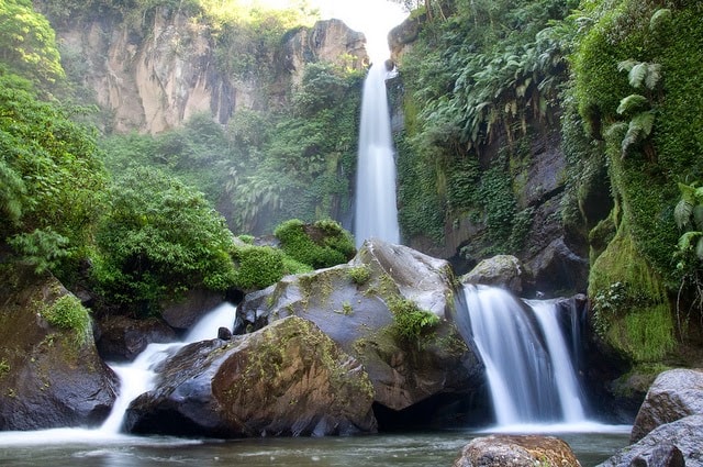 Mengenal Coban Talun, Rute Menuju Lokasi, Harga Tiket Masuk, Ada Apa Saja, Mengunjungi Taman Bunga, Penginapan Apache Camp, Rumah Pagupon, Fasilitas Yang Ada, Mitos Wana Wisata, Cukup Angker, Tips Liburan