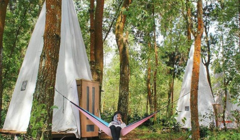 Mengenal Coban Talun, Rute Menuju Lokasi, Harga Tiket Masuk, Ada Apa Saja, Mengunjungi Taman Bunga, Penginapan Apache Camp, Rumah Pagupon, Fasilitas Yang Ada, Mitos Wana Wisata, Cukup Angker, Tips Liburan