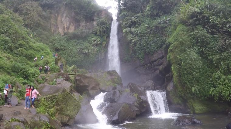 Mengenal Coban Talun, Rute Menuju Lokasi, Harga Tiket Masuk, Ada Apa Saja, Mengunjungi Taman Bunga, Penginapan Apache Camp, Rumah Pagupon, Fasilitas Yang Ada, Mitos Wana Wisata, Cukup Angker, Tips Liburan