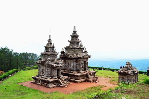 Keindahan Lokasi, Jalan Menuju Lokasi, Jarak Yang Harus Dilalui, Harga Tiket Masuk, Sejarah Singkat 