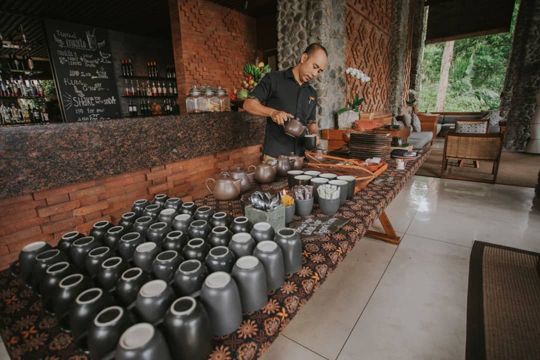 Banyak Objek, Suasana Hotel,  Fasilitas Yang Ada , Aktivitas Menarik