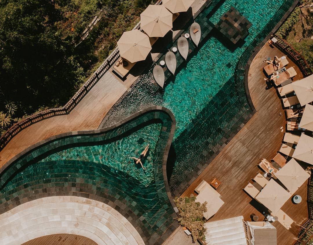 Mengenal Lokasi, Fasilitas Yang Ada, Menikmati Kolam Renang, Kereta Gantung, Villa Terdekat, Aneka Tipe Restoran, Spa Sejenak, Paket Pernikahan, Rute Menuju Lokasi