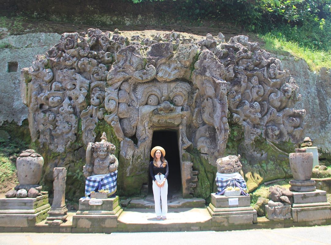 Sejarah Singkat, Legenda Goa Gajah, Keindahan Keunikan, Lokasi Wisata, Harga Tiket Masuk, Fasilitas Yang Ada, Cara Menuju Lokasi, Nama Mirip, Penginapan dan Wisata Terdekat 