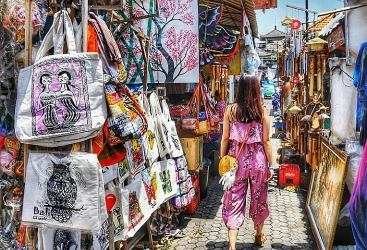 Letak Dimana , Jam Buka, Fasilitas Yang Ada , Barang Yang Dijual, Cara Menawar 