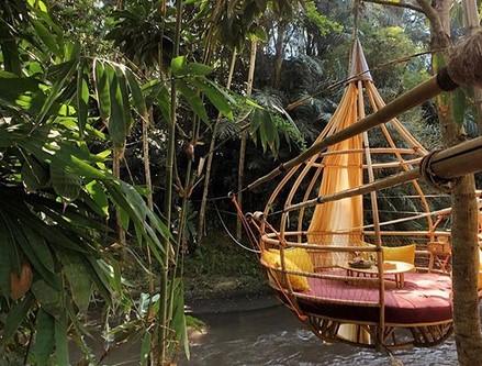 Tujuan Utama, Keindahan dan Keunikan, Jalan Menuju Lokasi, Buka Jam Berapa, Harga Hotel