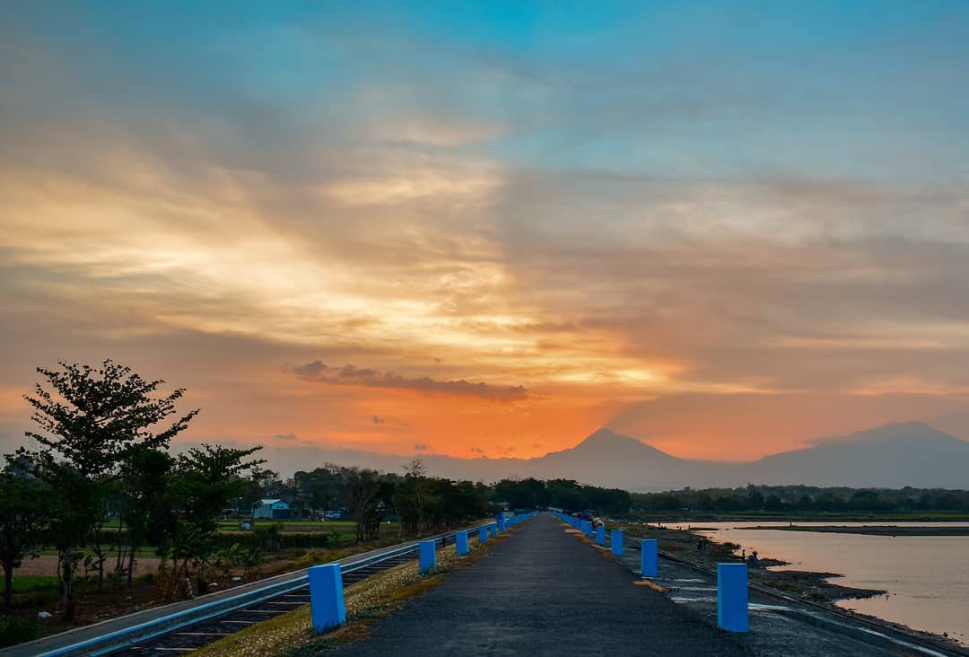 Lokasi Dimana, Daya Tarik, Sejarah Cerita Misteri, Rute Menuju Lokasi, Tips Berkunjung