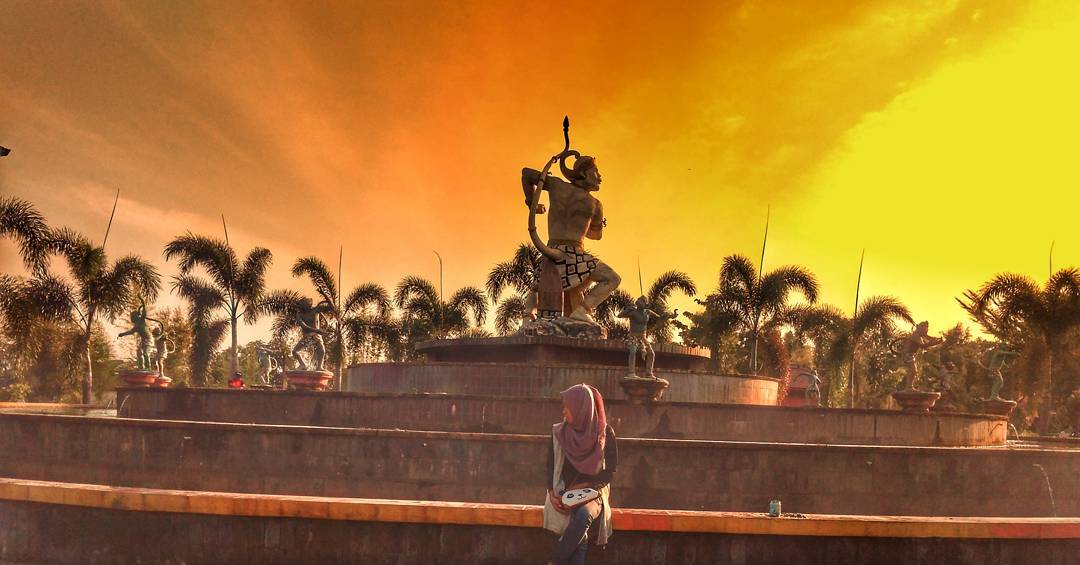 Lokasi Dimana , Kasus Pengeroyokan, Daya Tarik, Fasilitas Yang Ada , Biaya Tiket Masuk
