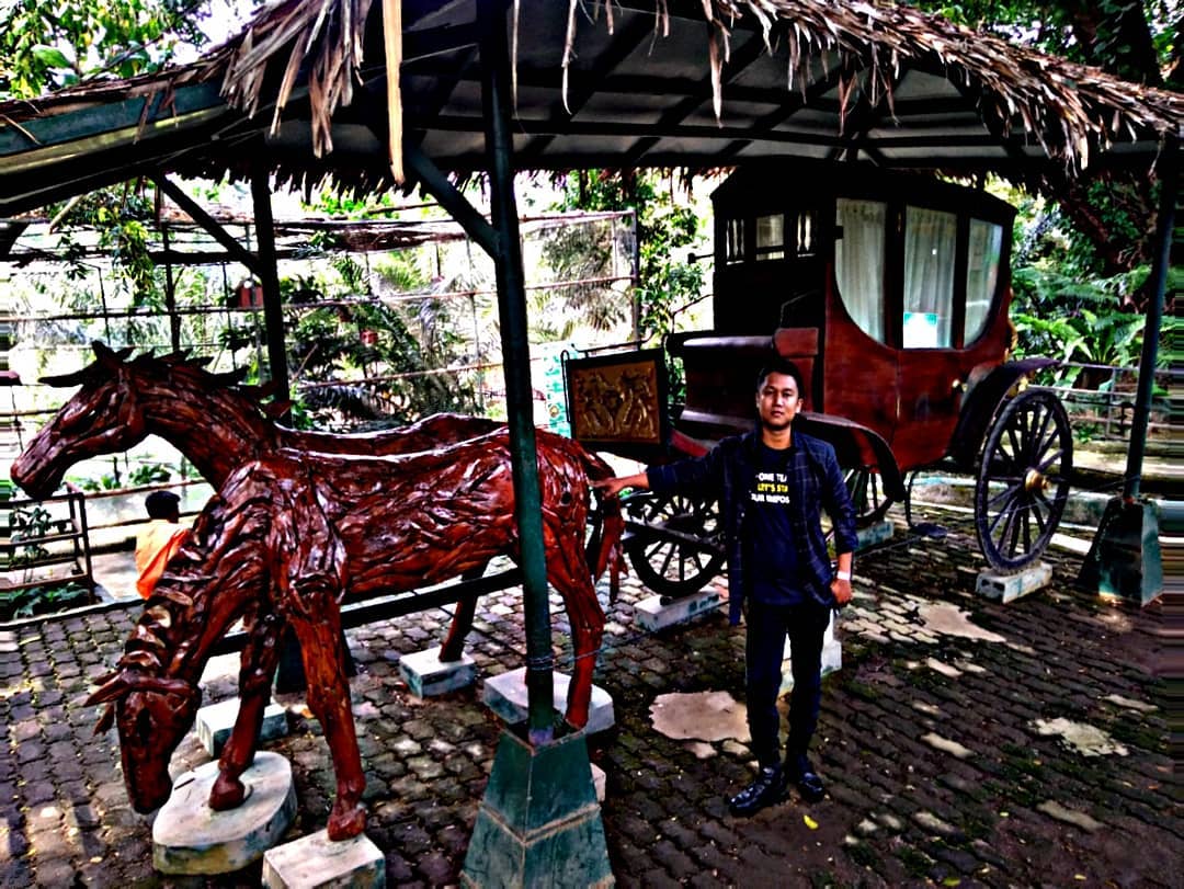 Keunikan Lokasi, Harga Tiket Masuk , Dapat Apa Saja, Sejarah Singkat, Wisata Populer Lain 