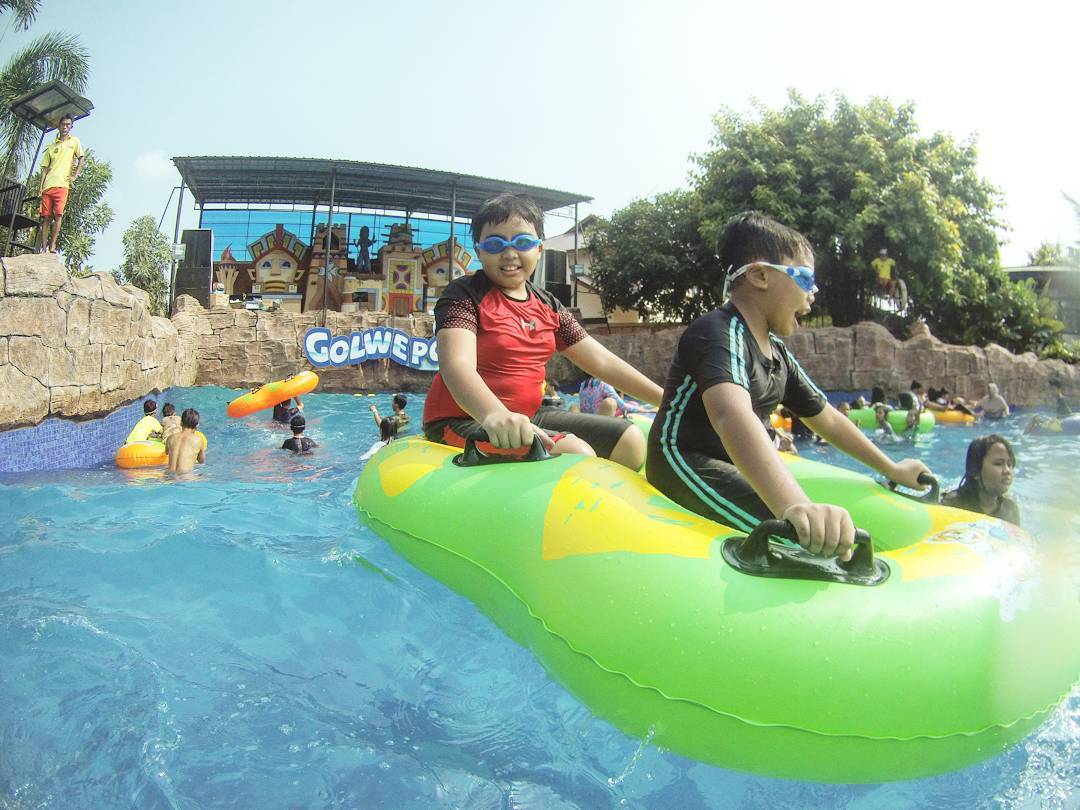 Buka Jam Berapa, Mengenal Lokasi, Wahana Waterpark, Wahana Dry Park, Fasilitas Yang Ada