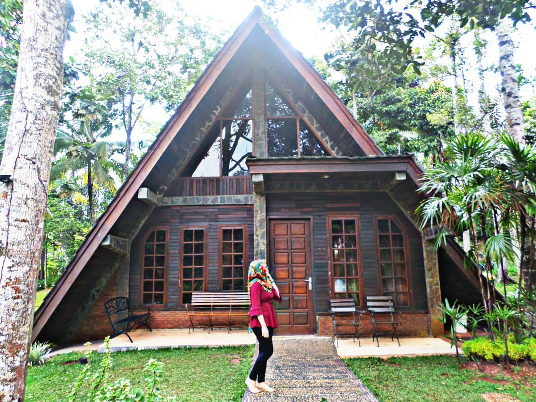 Taman Wisata, Wahana Wisata , Harga Tiket Masuk , Harga Penginapan Cottage , Lembah Hijau di Indonesia