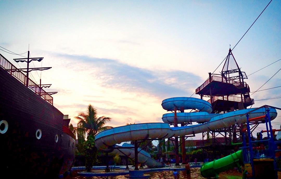 Buka Jam Berapa, Pusat Perbelanjaan, Water Fun , Hotel Terdekat