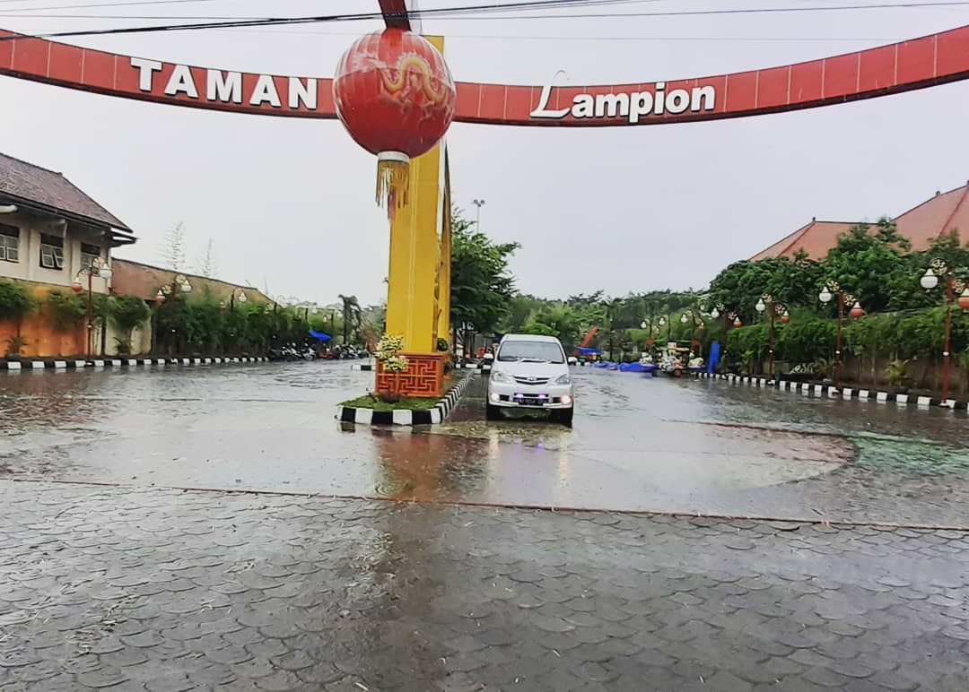 Lokasi Dimana , Kasus Pengeroyokan, Daya Tarik, Fasilitas Yang Ada , Biaya Tiket Masuk