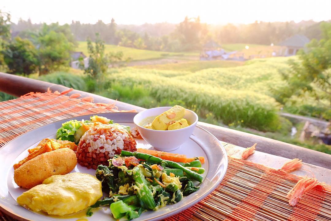 Rute Menuju Lokasi , Menu Makanan , Organic Cafe Lain, Cabang Lain, Review Tripadvisor, Penginapan Terdekat, Cerita Unik 