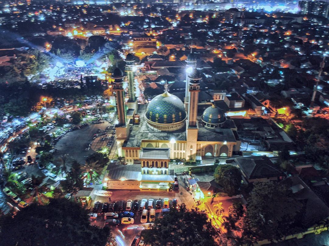 Mengenal Lokasi, Tugu Sejarah, Tempat Kuliner, Fasilitas Yang Ada, Rute Menuju Taman Kota