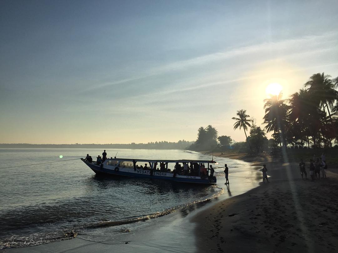 Pantai dan Dermaga, Lokasi Dimana , How to Get There? , Fasilitas Yang Ada , Tips Kesini 
