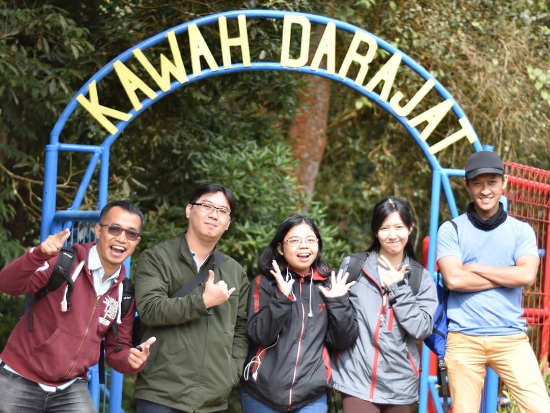 Cerita Sejarah , Belum Tahu Mitosnya, Ada 3 Objek , Puncak Jaya Darajat, Awit Sinar Alam, Ada Penginapan , Untuk Bersantai , Puncak Darajat, Rute Dari Bandung