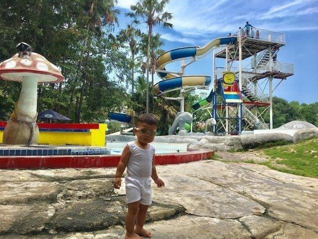 6. Cirebon Waterland Ade Irma Suryani, 7. Pemandian Cibulan, 8. Banyu Panas Palimanan , 9. Apita Waterboom, 10. Jempol Waterpark, 11. Taman Wisata Siwalk