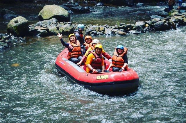 Ada Dua Sungai , Bersih dan Aman , 3 Pilihan Jarak, Banyak Agen Wisata , Harga Paket Rafting , Paket Rafting dan Paintball , Paket 2D1N Hingga 3D1N 