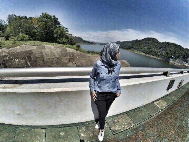 Sejarah Deskripsi , Rute Menuju Lokasi, Daya Pikat , Harga Tiket Masuk , Fasilitas