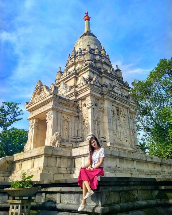 22. Kebun Strawberry Karanganyar, 23. Benteng Vastenburg Fort, 24. Ngarsopuro Night Market Solo, 25. Keraton Surakarta, 26. Kebun Binatang Taru Jurug,  27. Waduk Gajah Mungkur, 28. Pura Mangkunegaran, 29. Vihara Dharma Sundara, 30. Cagar Budaya Prasasti Plumpungan