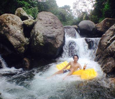 Harga Tiket Masuk, Camping Berkemah, Menikmati Pemandangan , Aktifitas Menarik , Mitos Curug , Rute Menuju Lokasi