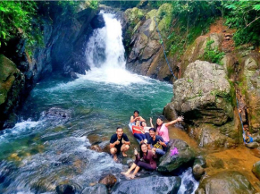 Harga Tiket Masuk, Camping Berkemah, Menikmati Pemandangan , Aktifitas Menarik , Mitos Curug , Rute Menuju Lokasi