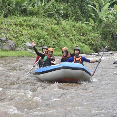 Mengenal Lebih , Harga Tiga Paket, Sensasi Menegangkan, Yang Disuguhkan, Jalur Menuju Lokasi, Hunting Foto , Ada Panahan