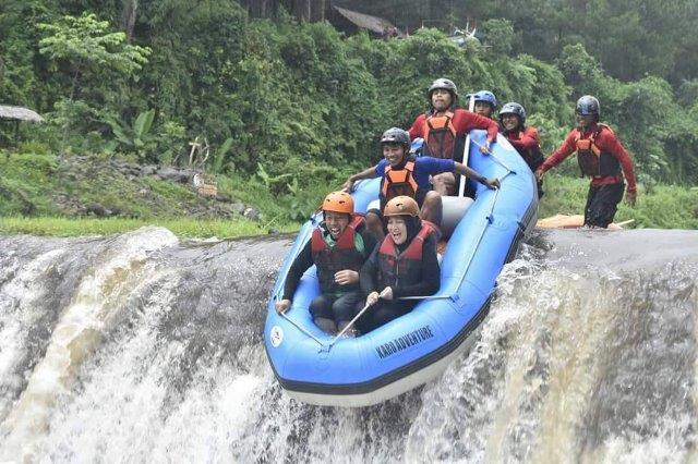 Mengenal Lebih , Harga Tiga Paket, Sensasi Menegangkan, Yang Disuguhkan, Jalur Menuju Lokasi, Hunting Foto , Ada Panahan