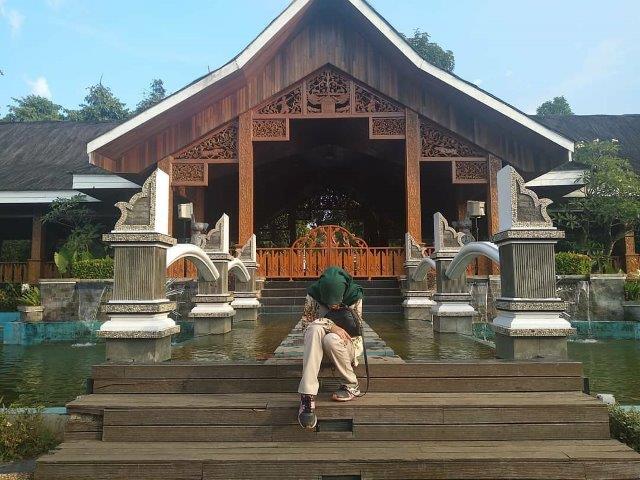 Menilik Lokasi, Rute dan Transportasi, Sisi Menarik, Fasilitas Lengkap, Tips Berlibur