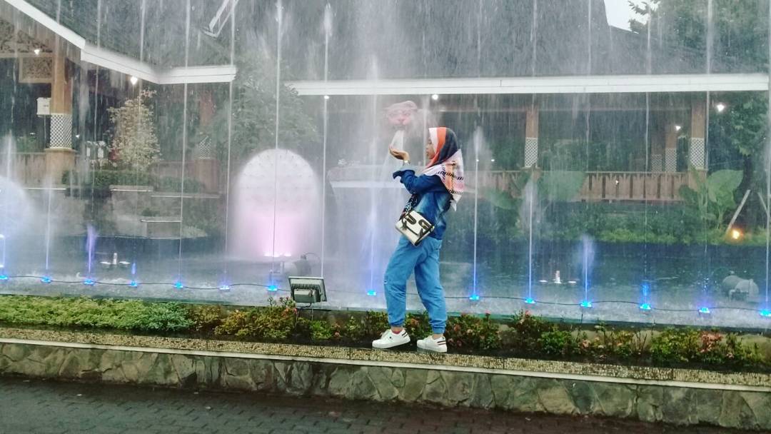 Menilik Lokasi, Alat Transportasi, Sisi Menarik, Fasilitas Lengkap, Tips Berlibur