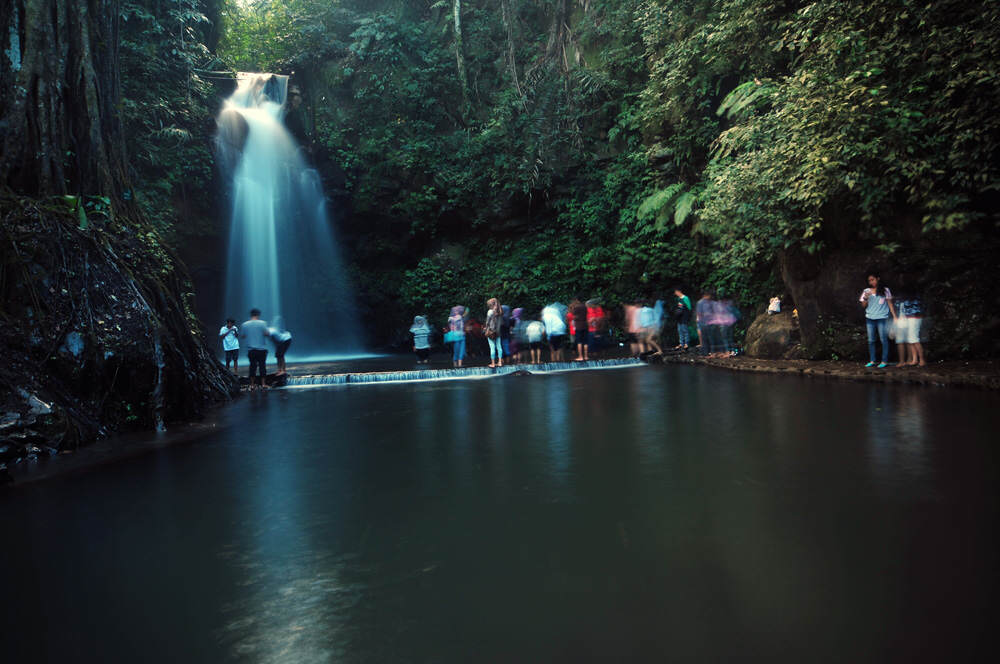 Harga Tiket Masuk, Keindahan Curug, Sejarah Mitos, Jalan Menuju Lokasi , Fasilitas