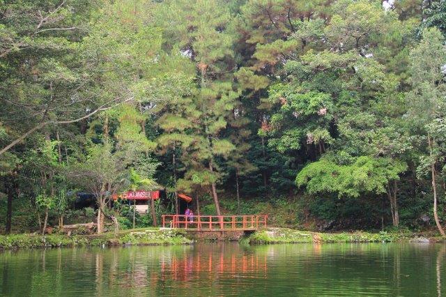 Menyimpan Pesona, Letak Lokasi, Daya Tarik, Fasilitas Yang Ada , Harga Tiket Masuk
