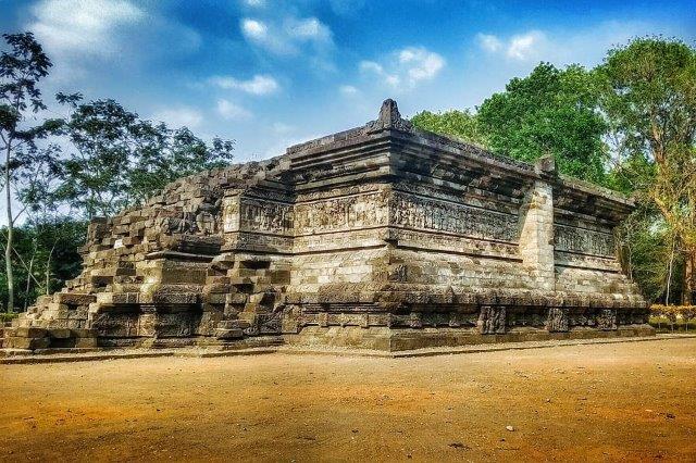 Dimensi Bangunan, Ada Relief, Peninggalan Kerajaan , Hal Dapat Dilakukan, Cara Menuju Lokasi, Harga Tiket Masuk
