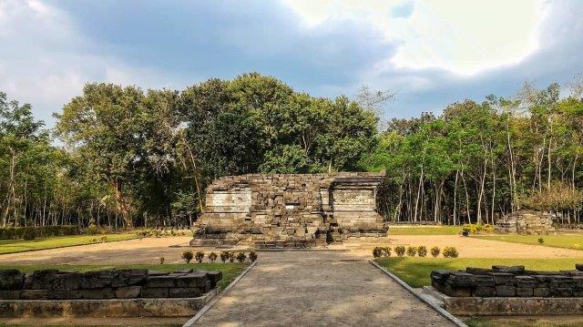 Dimensi Bangunan, Ada Relief, Peninggalan Kerajaan , Hal Dapat Dilakukan, Cara Menuju Lokasi, Harga Tiket Masuk