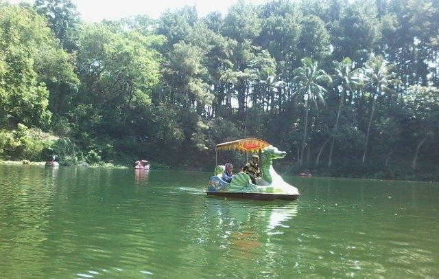 Menyimpan Pesona, Letak Lokasi, Daya Tarik, Fasilitas Yang Ada , Harga Tiket Masuk