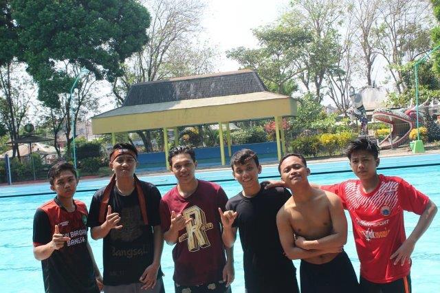 Disambut Punokawan, Banyak Fasilitas, Ada Kolam Renang, Mancing Ikan, Kebun Binatang Mini, Arena Permainan, Harga Tiket Masuk, Saran Mengunjungi, Map Jalan Menuju Lokasi