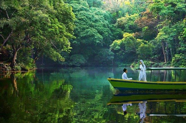 Menyimpan Pesona, Letak Lokasi, Daya Tarik, Fasilitas Yang Ada , Harga Tiket Masuk