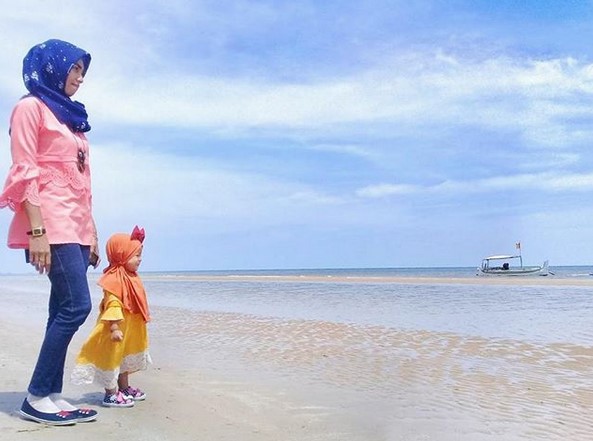 Harga Tiket Masuk, Sejarah Pohon Cemara Udang, Keistimewaan , Kegiatan di Pantai, Rute Menuju Lokasi, Fasilitas Yang Ada 