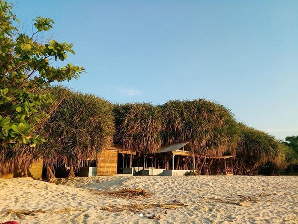 Terkenal Indah, Letak Lokasi, Rute Perjalanan, Daya Tarik, Fasilitas
