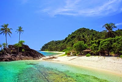 16. Pulau Gusung, 17. Pantai Losari, 18. Pulau Samalona, 19. Pulau Kayangan, 20. Pantai Kuri Indah, 21. Pantai Akkarena, 22. Pulau Lae-Lae, 23. Tanjung Bira, 24. Taman Laut Takabonerate, 25. Pulau Dutungan, 26. Pulau Bulupoloe, 27. Pulau Kodingareng Keke, 28. Pulau Kapoposang