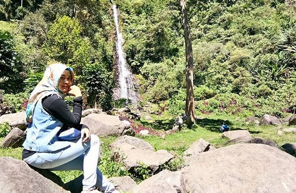 Objek Menawan, Wisata Curug Cijalu, Tips Saat Disana, Harga Tiket Masuk, Rute Menuju Lokasi 