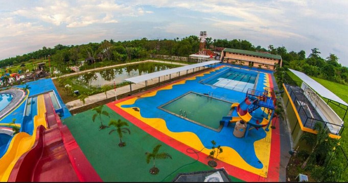 Keseruan di Lokasi , Harga Tiket Masuk, Waterpark Indramayu, Wahana Agung Fantasi Waterpark, HTM Agung Fantasi Waterpark, Kolam Renang Tiga Bintang Firdaus