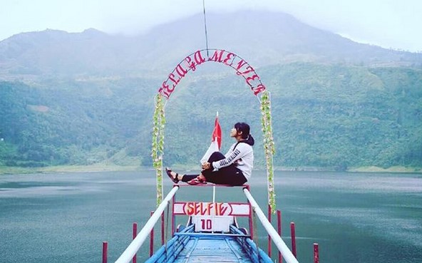 Lebih Dekat , Daya Tarik, Fasilitas Yang Ada , Aktivitas Wisata, Rute Menuju Lokasi, Harga Tiket Masuk