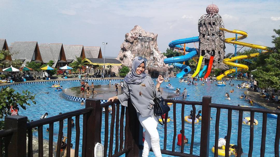 Paket wisata cirebon 2 hari 1 malam sehari jogja bandung bali 2025 dieng malang pangandaran ke 3 murah dengan kereta api agen di tour dari city contoh jakarta karimunjawa satu harga kuningan kota kuliner pt kai liburan one day pulau tidung religi yogyakarta ziarah, 1. Travelingcirebon.com, 2. Tourttr.com, 3. Transcirebon.com, 4. Traveloista.com, 5. Ronstourorganizer.com, 6. Triphemat.com, 7. Taksicirebon.com, 8. Indonetwork.co.id, 9. Momotrip.co.id, 10. Paketwisatacirebon.wordpress.com