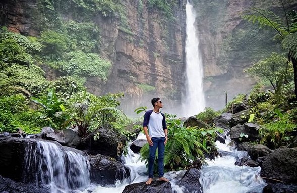 Wisata Air Terjun , Persiapkan Fisik, Hamparan Kebun, Harga Tiket Masuk, Rute Menuju Lokasi