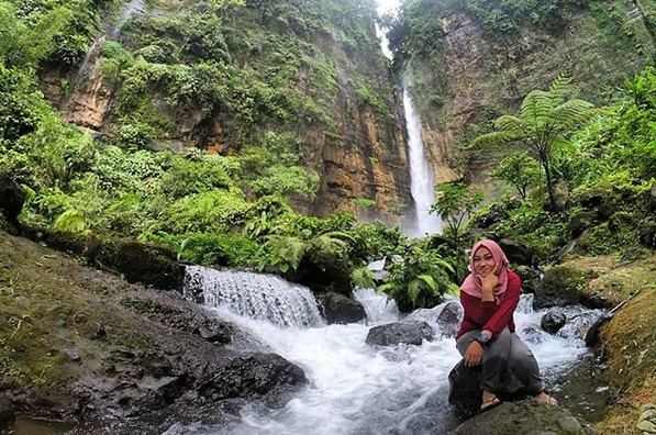 Wisata Air Terjun , Persiapkan Fisik, Hamparan Kebun, Harga Tiket Masuk, Rute Menuju Lokasi