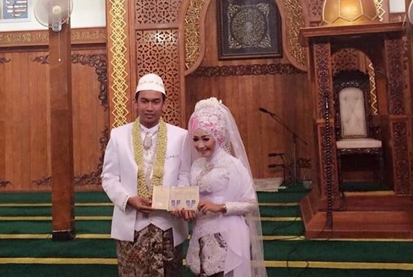 Asal Usul, Bangun Kedua, Bangun Ketiga, Renovasi Keempat, Kisah Unik, Kisah Pernikahan