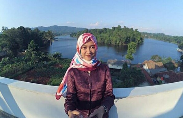 Hal Menarik, Asal Mula , Nusa Larang, Selalu Ramai, Upacara Adat
