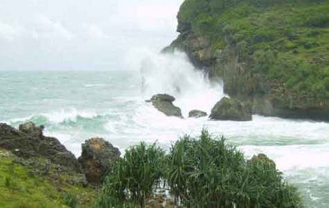 Lokasi Menawan, Sumber Air Tawar, Pantai Lainnya, Selain Wonogiri